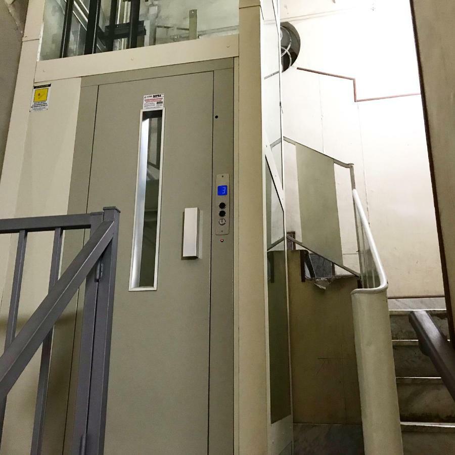 Casa G&G Pignasecca 2 Nel Cuore Di Napoli Exterior foto
